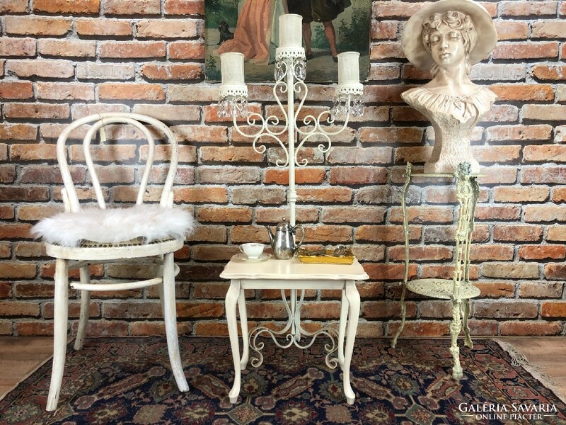 Vintage antikolt NeoBarokk asztal 02.