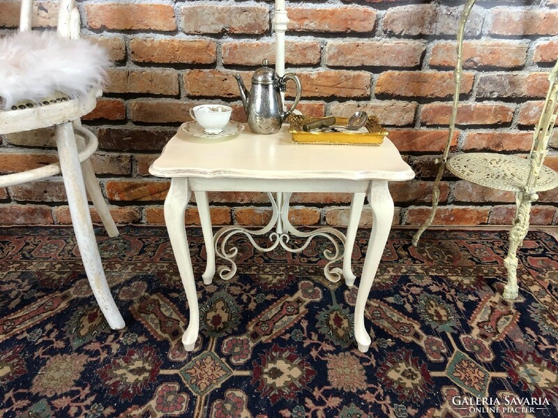 Vintage antique neo-baroque table 02.