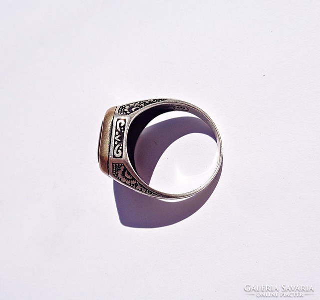 Karneol köves nagyméretű ezüst gyűrű