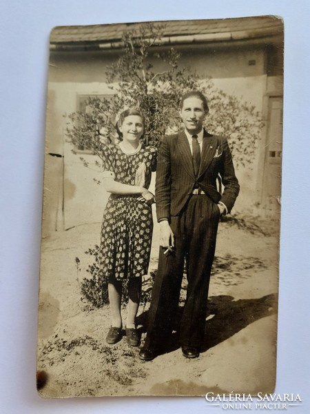 Old photo vintage female male couple photo