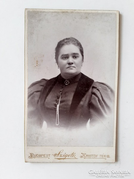 Antik női fotó Szigeti fotográfus Budapest műtermi régi fénykép