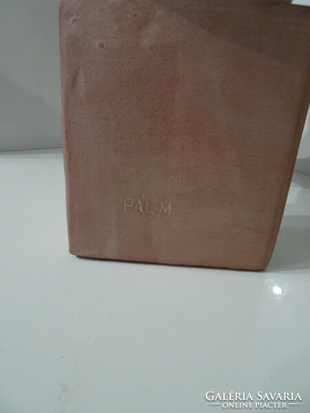 Nice flawless pál m. Marked ceramic sculpture.