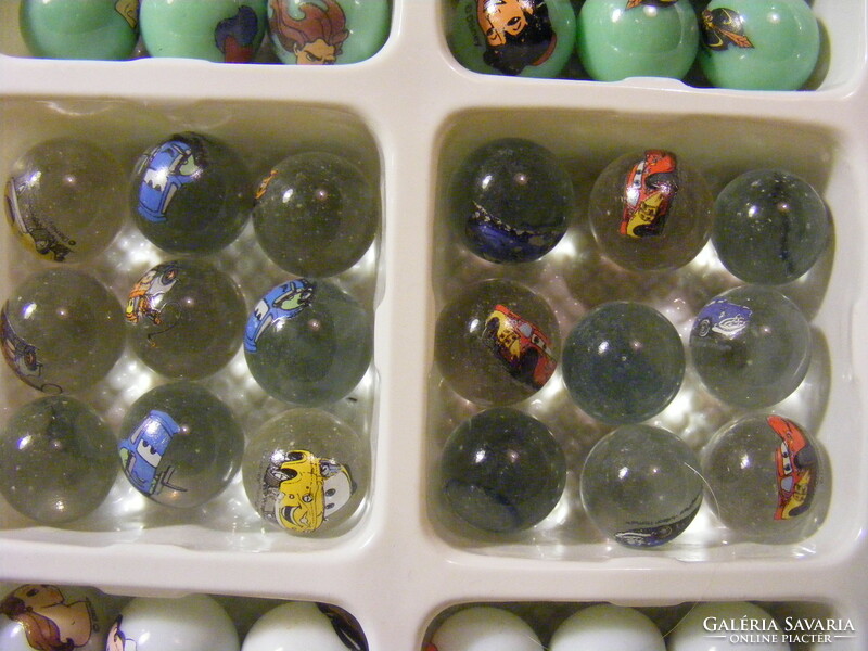 Disney glass balls 81 small + 4 large