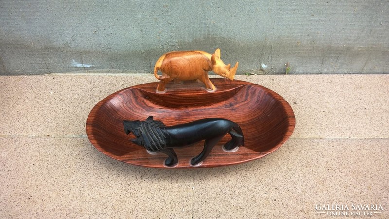 (K) wooden bowl, offering, African (l1)