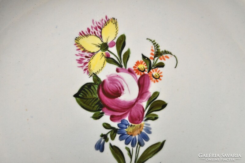 Krupinszky László (1888-1945) keménycserép mélytányér, Holicsi minta, hibátlan, 22,8 cm.