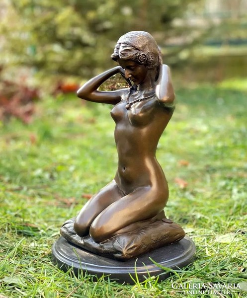 Gifted female nude - bronze sculpture artwork