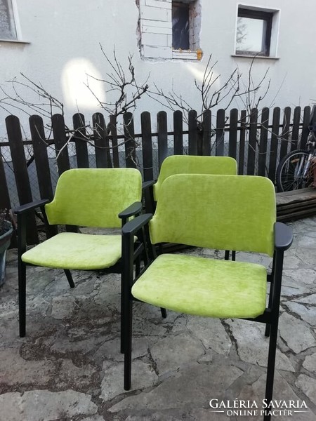 Ritka felújított Retro Claus karosszékek , karfás szék , fotel , mid century 3 db