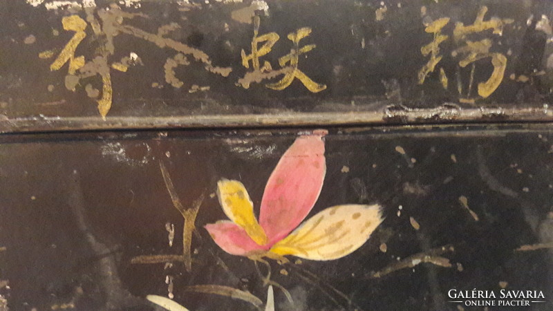 Antique oriental metal box, tea tin box (m3160)