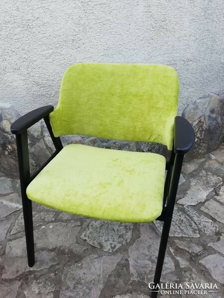 Ritka felújított Retro Claus karosszékek , karfás szék , fotel , mid century 3 db