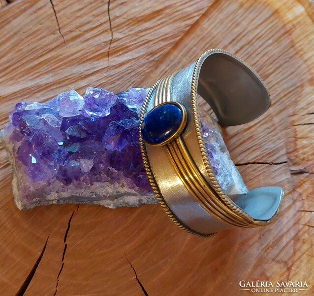 Lapis lazuli stone metal bracelet with gold-plated decoration