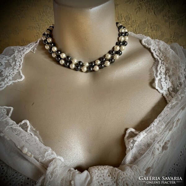 Vintage pearl and hematite mineral necklace, long gemstone necklace, 76 cm, black and white chain