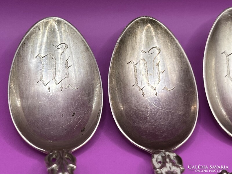 8db-os antik jelzett virágos Sterling ezüst kanál szett