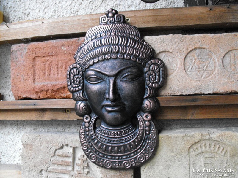 Tara Buddha királynő Fém plakett kb 40cm Fém plakett fali dísz szobor