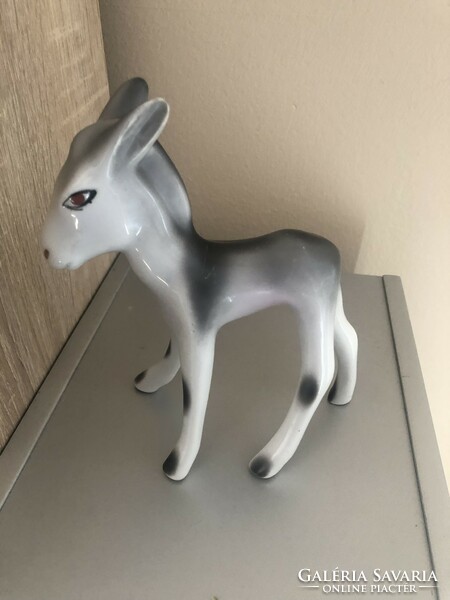 Porcelain donkey. Cachi