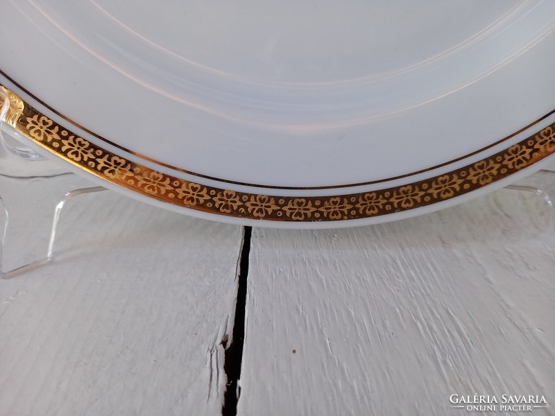 Alföldi porcelain_gold pattern flat plate