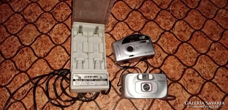 Working old 2 cameras + one battery charger