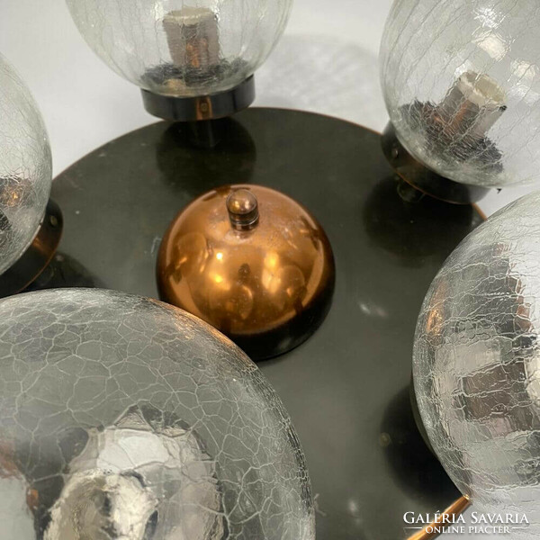 Luxart Csanádi György iparművész által tervezett mennyezeti design lámpa