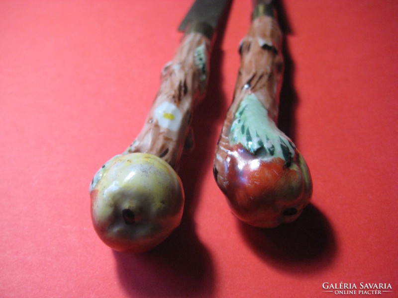 Zsolníy antik porcelán nyelű kis kések , 2 db , 16,5 cm hosszú , réz pengéje jelzett