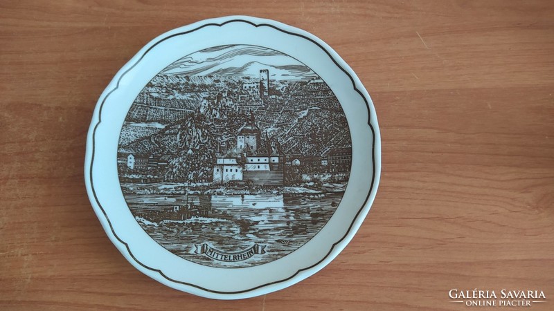 (K) hutschenreuter porcelain plate