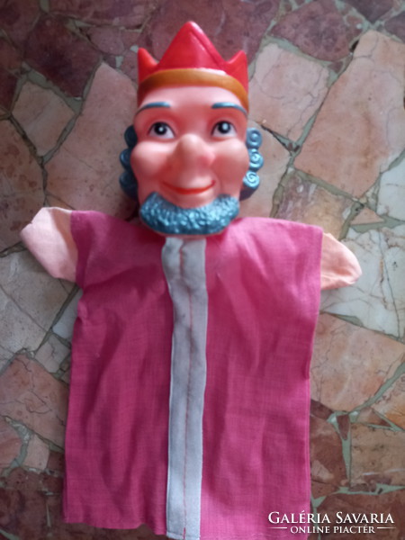 Retro / antique toy, king puppet figurine