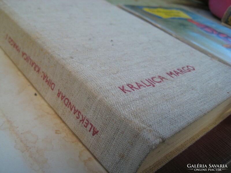 Dumas regény  : Kraljica Margo I- II.   Rijeka  1964 , kemény kötéssel , horvátul