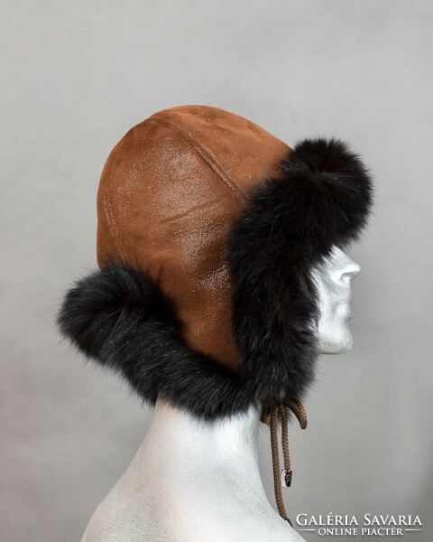 Women's winter cap, hat, real fur, fox and folder leather