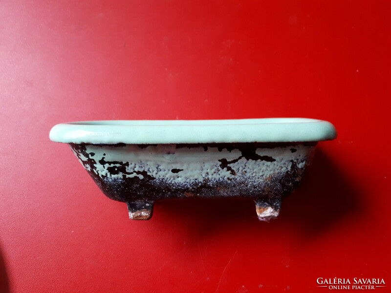 Cast iron enameled small tub