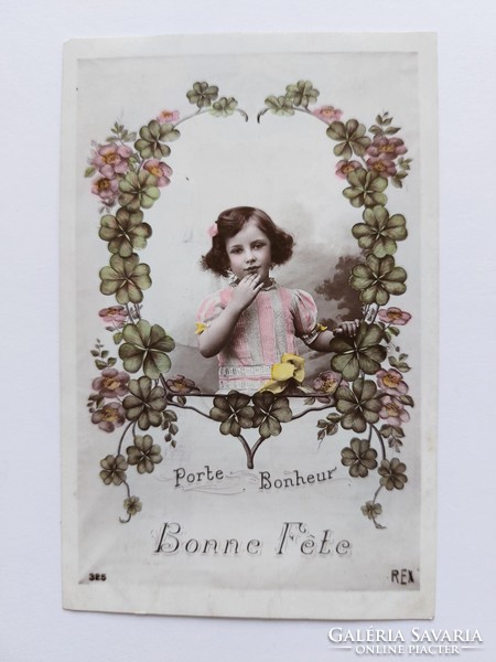 Régi képeslap 1910 fotó levelezőlap kislány lóhere