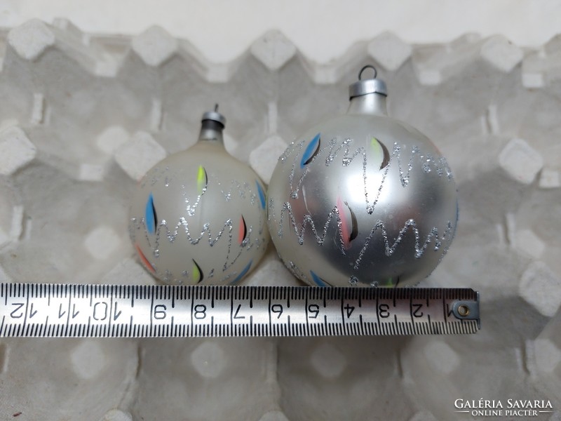 Retro üveg karácsonyfadísz csillámos gömb üvegdísz 2 db