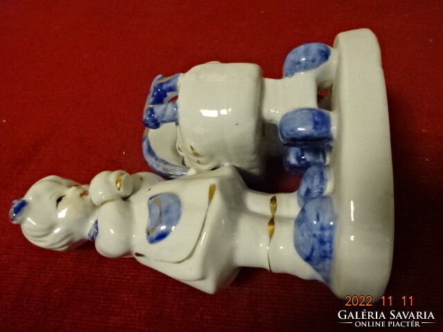 Kínai porcelán figura, kislány babakocsival, magassága 15 cm. Vanneki! Jókai.