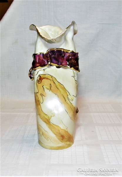 Segesdi wine - artistic ceramic vase