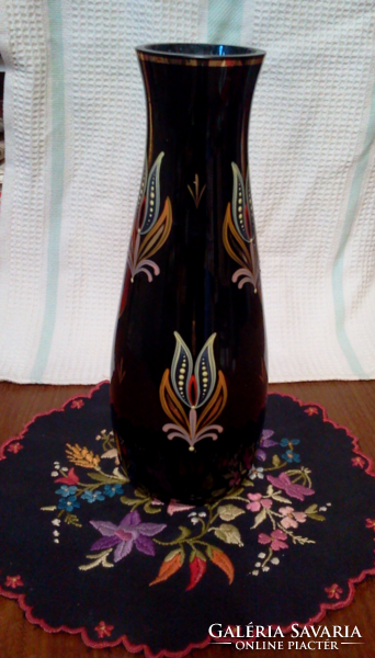Váza- fekete üveg 26 cm