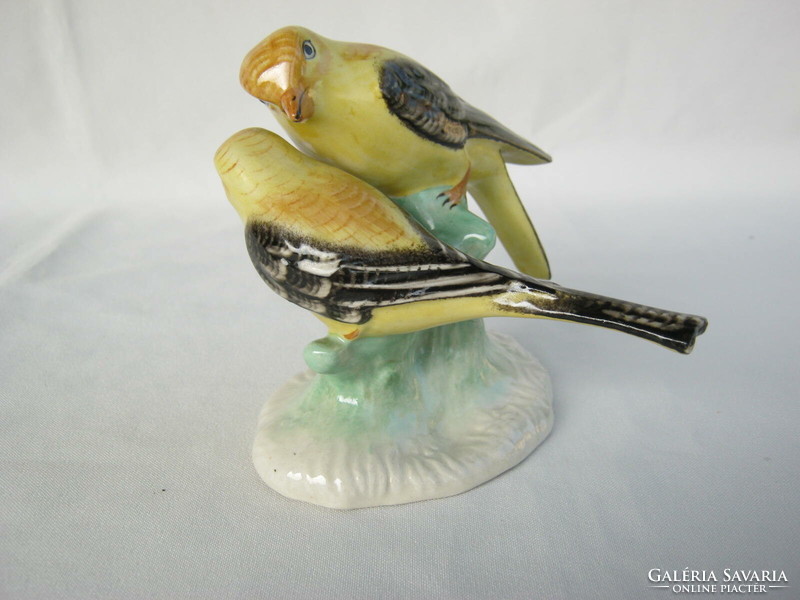 Retro ... Aquincum porcelain figurine nipp bird couple yellow thrush