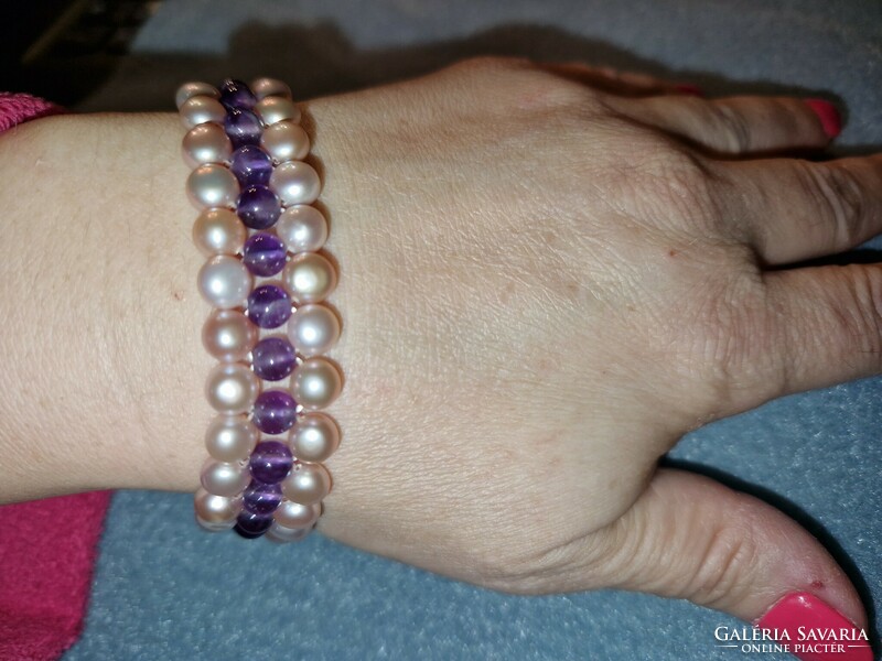 Freshwater cultured pearls and amethyst gemstone bracelet are new