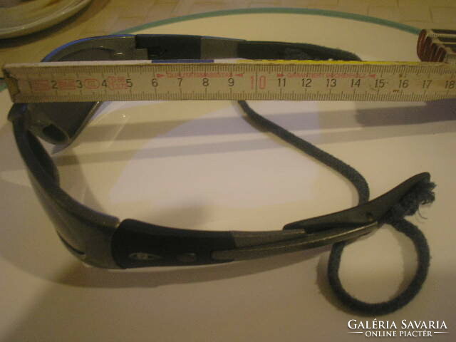 K  futó sport Uniszex napszemüveg Prezeyes tip eladó 10-18-cm-ig kényelmes viseletű