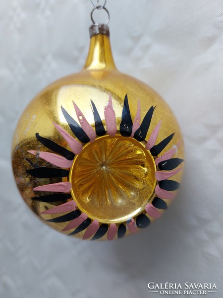 Retro üveg karácsonyfadísz régi festett nagy arany gömb 1 db