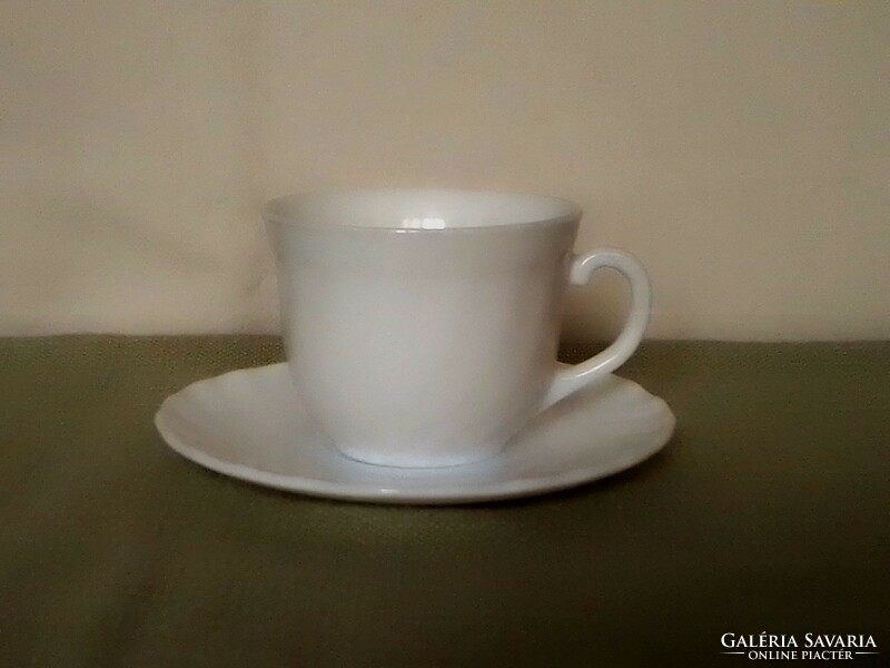 Set of 6 vintage Arcopal France Trianon white swirl milk glass tea cup saucer