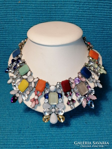 Elegant necklaces with colorful rhinestones (508)