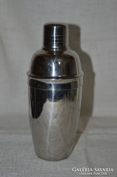 Stainless steel shaker ( dbz 0024 )