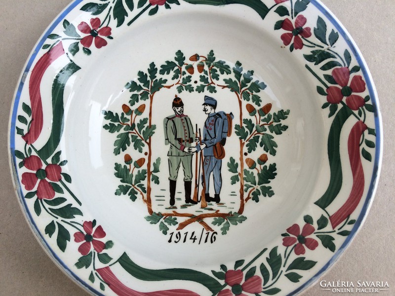 Antik fali tányér Wilhelmsburgi fajansz régi dísztányér WW1 falitányér katona I. VH Világháború 1914