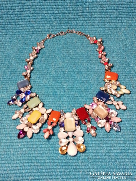 Elegant necklaces with colorful rhinestones (508)