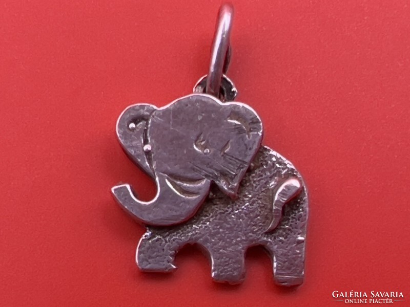 Small silver pendant with an elephant figure