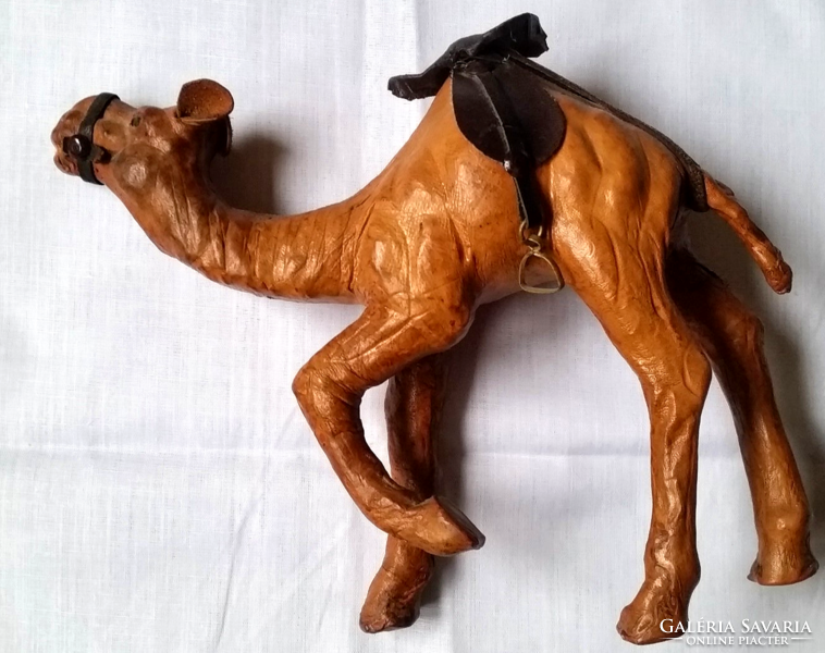 Old camel statue covered in leather, oriental decoration, 16 cm high