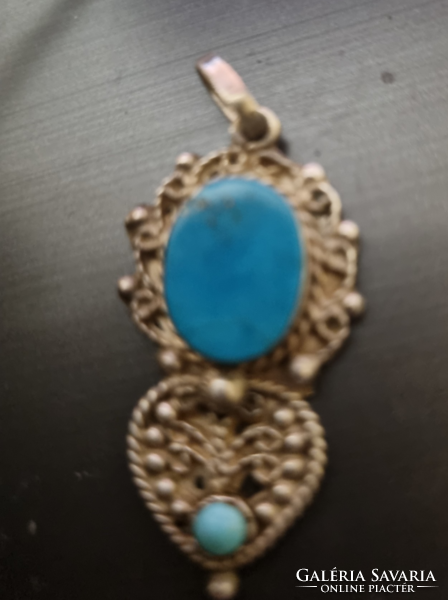 Silver pendant with turquoise stone 925