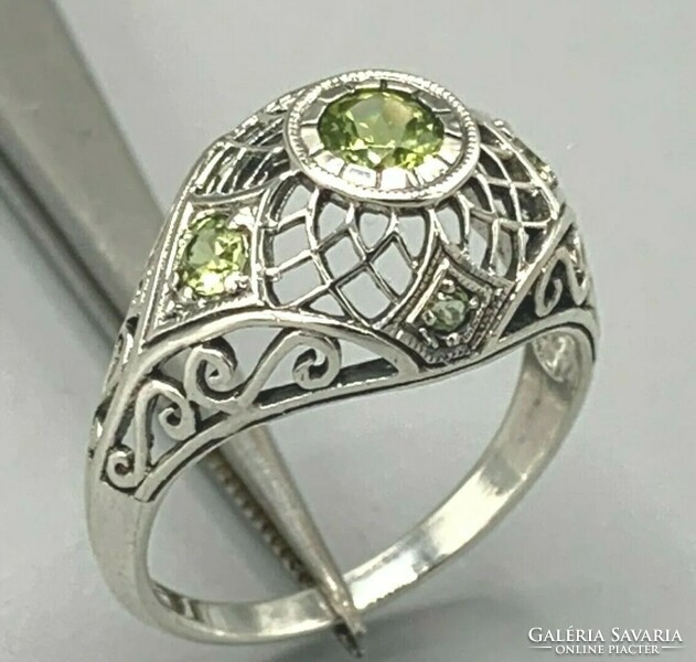 Peridot gemstone antique style sterling silver ring 54, 925 - new