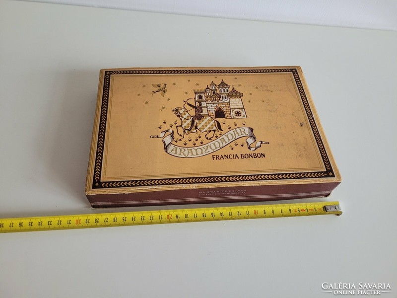 Old chocolate box golden bird French bonbon k. Kató Lukáts' plan for the Hungarian confectionery industry