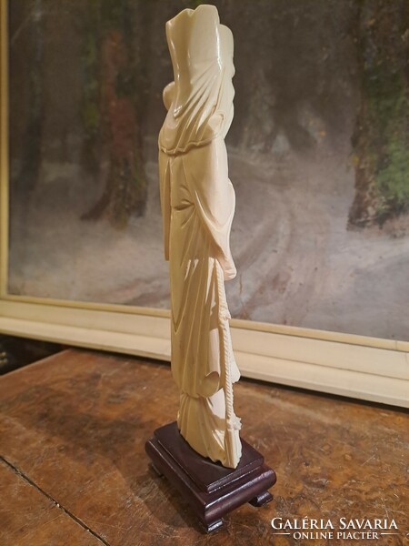 Japanese or Chinese carved bone statue