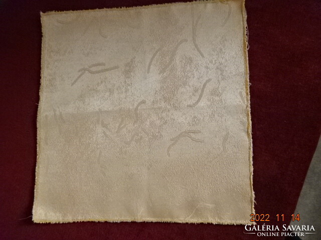 Mustard yellow cloth napkins, 9 pieces, size: 26 x 26 cm. He has! Jokai.