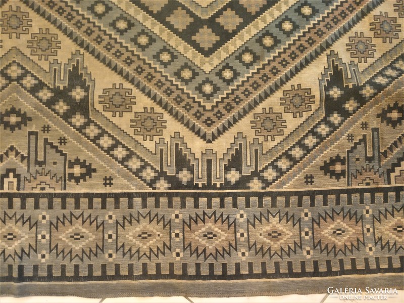 Caucasian pattern woven tapestry - 140x260 cm