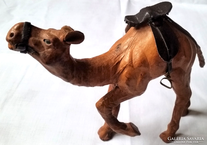 Old camel statue covered in leather, oriental decoration, 16 cm high